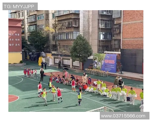 电动足球玩具的魅力探秘让孩子们在玩乐中体验足球的乐趣与团队精神