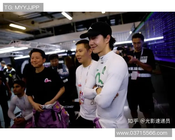 上海羽毛球队耐力争议引发热议球迷与专家各抒己见探讨训练方式与比赛表现